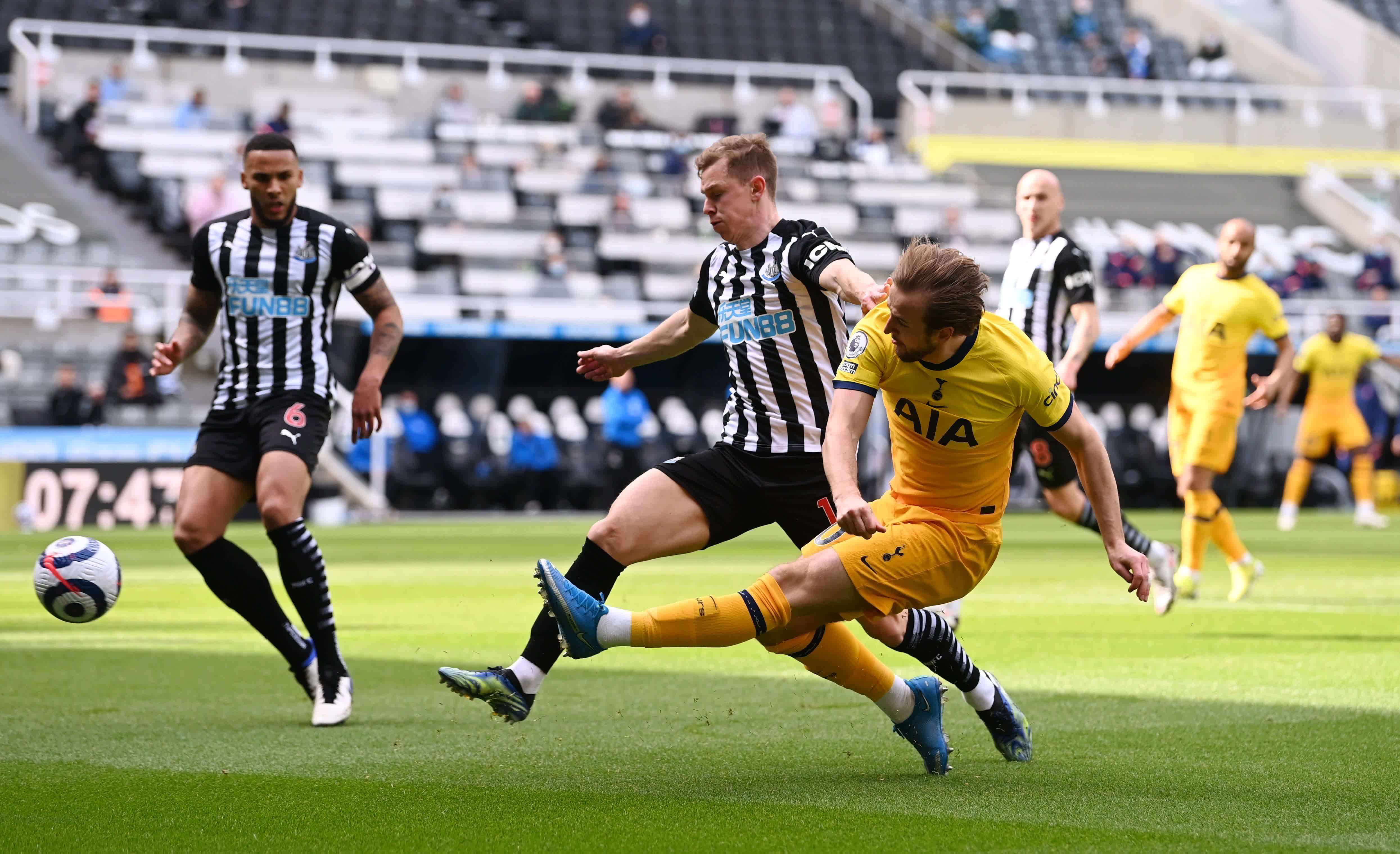 间成为足坛 间成为足坛